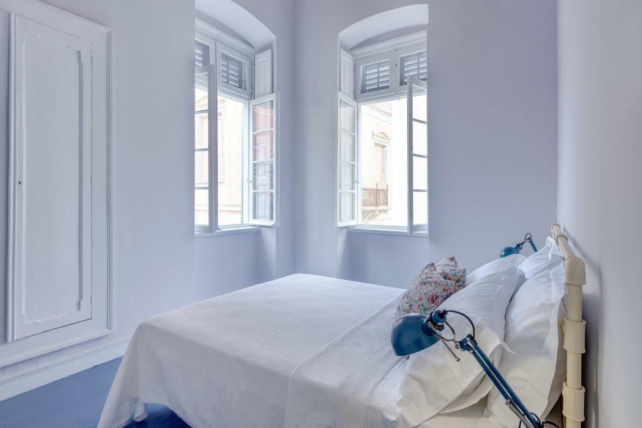 Homey Ermupoli Exteriér fotografie